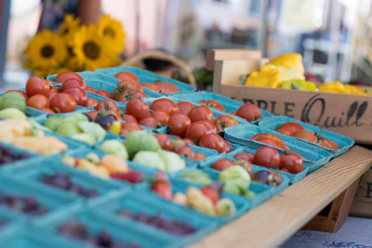 farmers market fruit